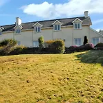 Spacious House With Sea And Mountain Views, Co. Kerry 別荘