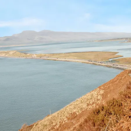 Spacious House With Sea And Mountain Views, Co. Kerry 펜션 *