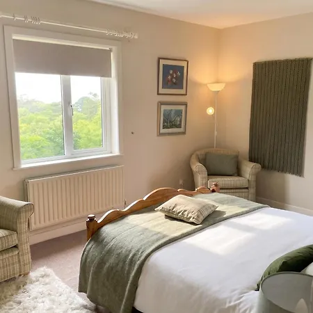 Spacious House With Sea And Mountain Views, Co. Kerry *