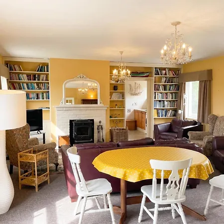 Spacious House With Sea And Mountain Views, Co. Kerry Kells (Kerry)